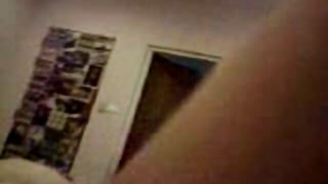 Nenek dengan payudara besar dan kakek sialan di rumah seperti anak laki-laki indo porn jilbab